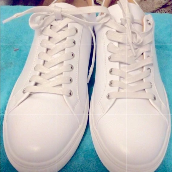 THURSDAY BOOT COMPANY LOW TOP SNEAKERS SZ 11 - Picture 1 of 9